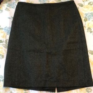 Size 2 wool green and black LOFT pencil skirt